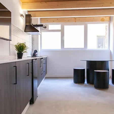 Bocairenthomes, En Pleno Centro De Bocairent, Con Pequena Piscina Y Parking Privado * Bocairent