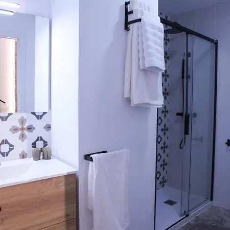Bocairenthomes, En Pleno Centro De Bocairent, Con Pequena Piscina Y Parking Privado Apartment Bocairent