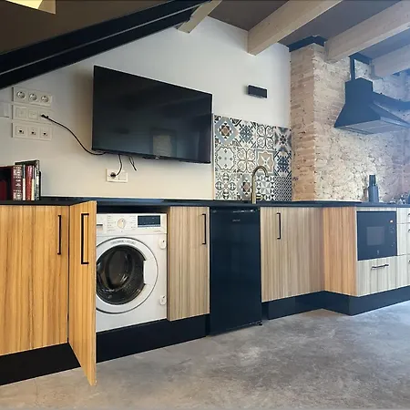 Bocairenthomes, En Pleno Centro De Bocairent, Con Pequena Piscina Y Parking Privado Bocairent